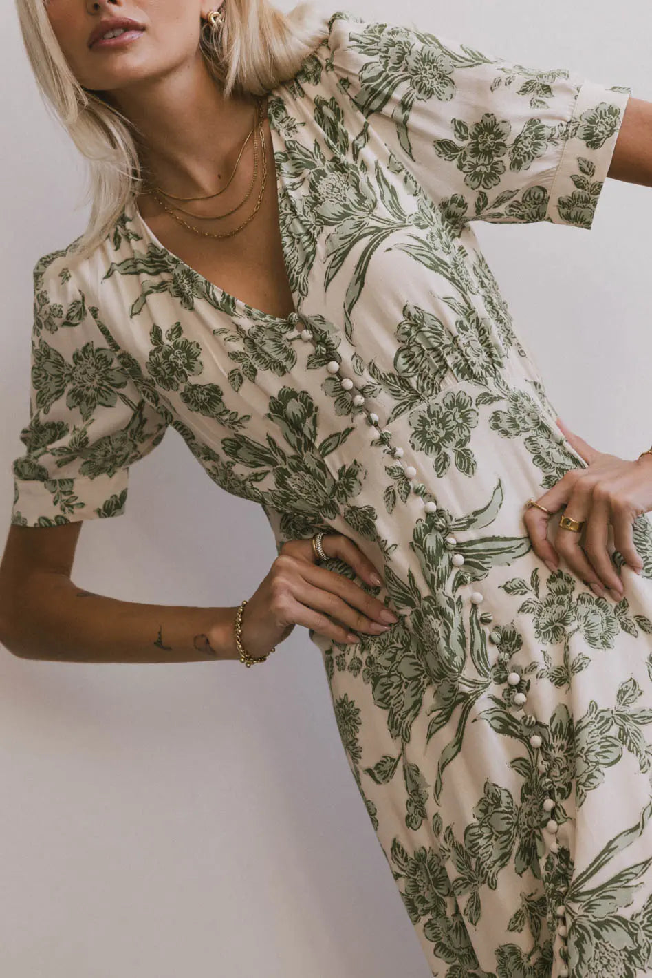 Lia Floral Midi Dress In Sage