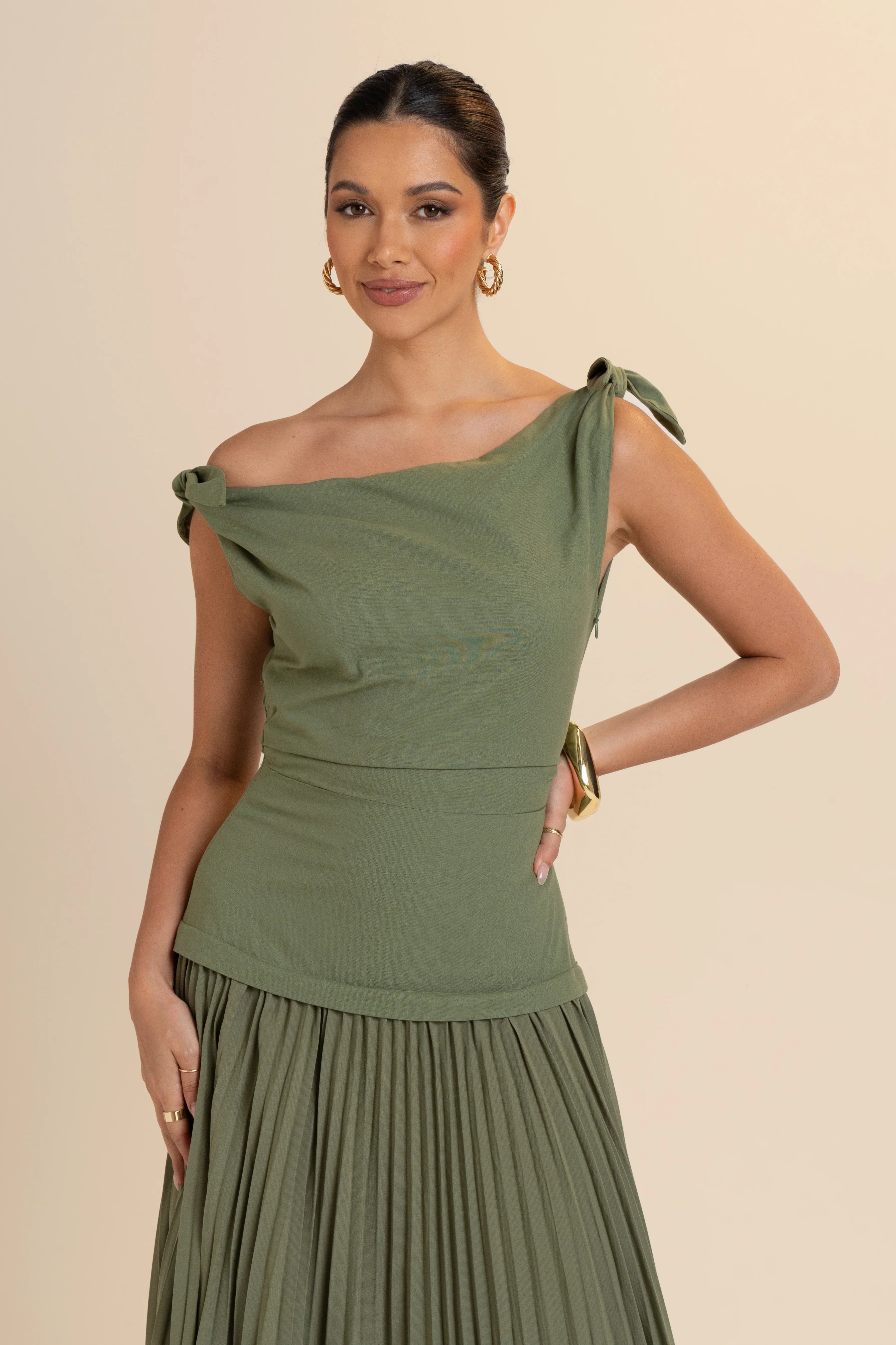 Ophelia Drop Shoulder Pleated Maxi Dress