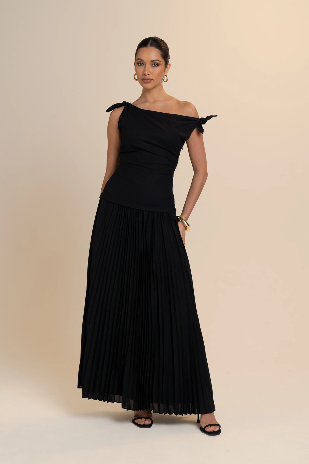 Ophelia Drop Shoulder Pleated Maxi Dress