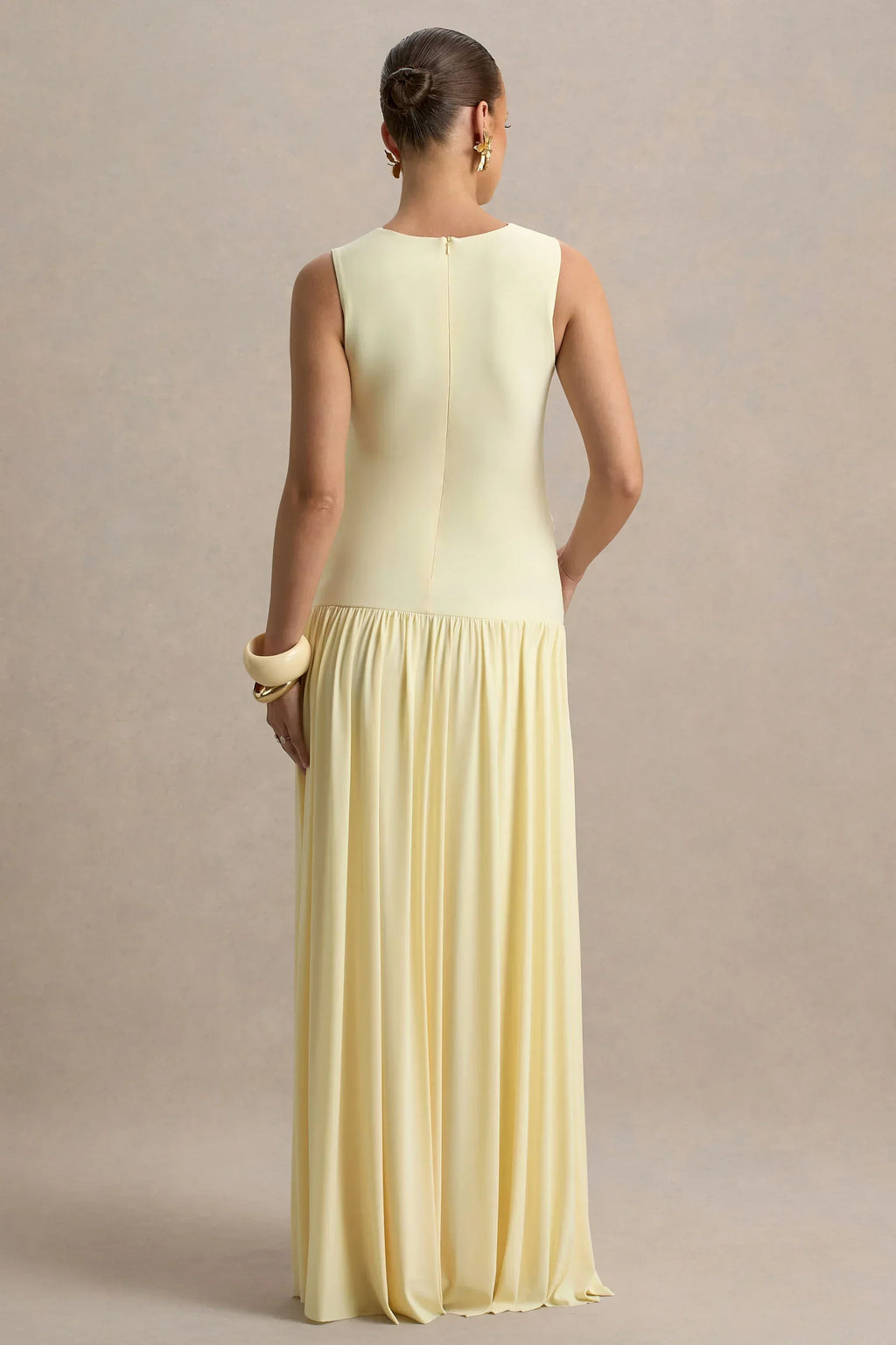 Outline | Lemon Crew-Neck Maternity Maxi Dress With Pleated Skirt