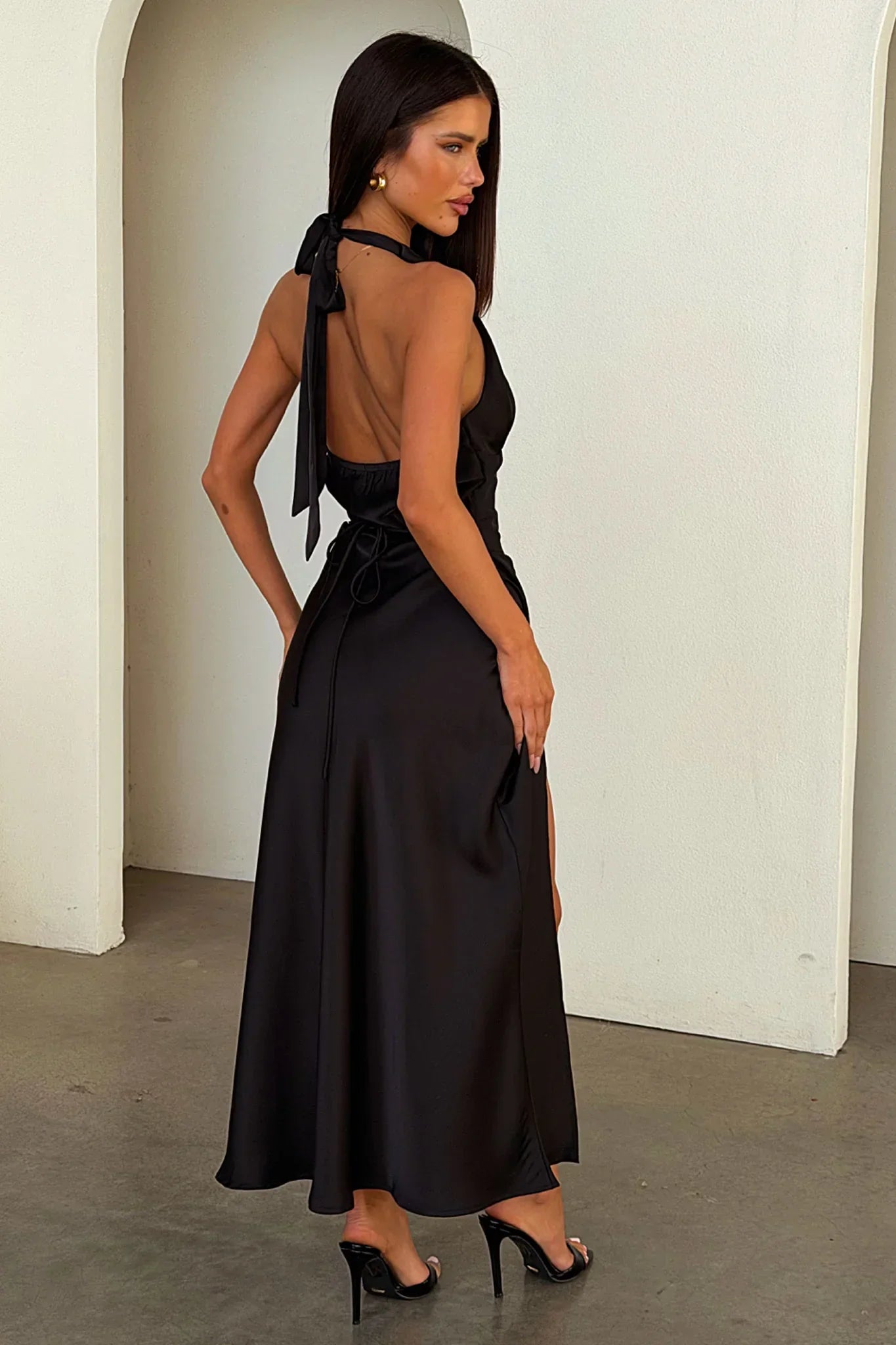 Avalea Halterneck Maxi Dress - Black