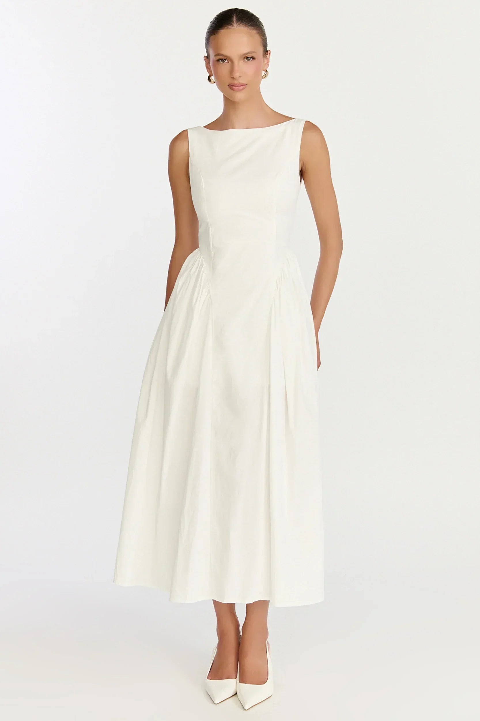 Casina Midi Dress - Boat Neck Tie Back Fit And Flare Dress In Off White