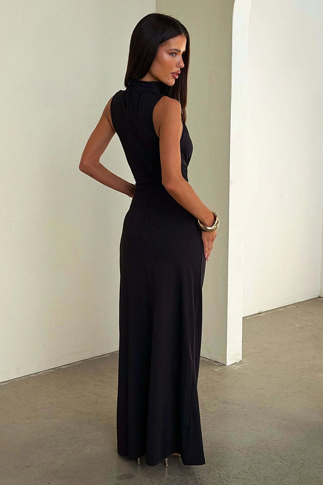 Amaris Mock Neck Maxi Dress - Black