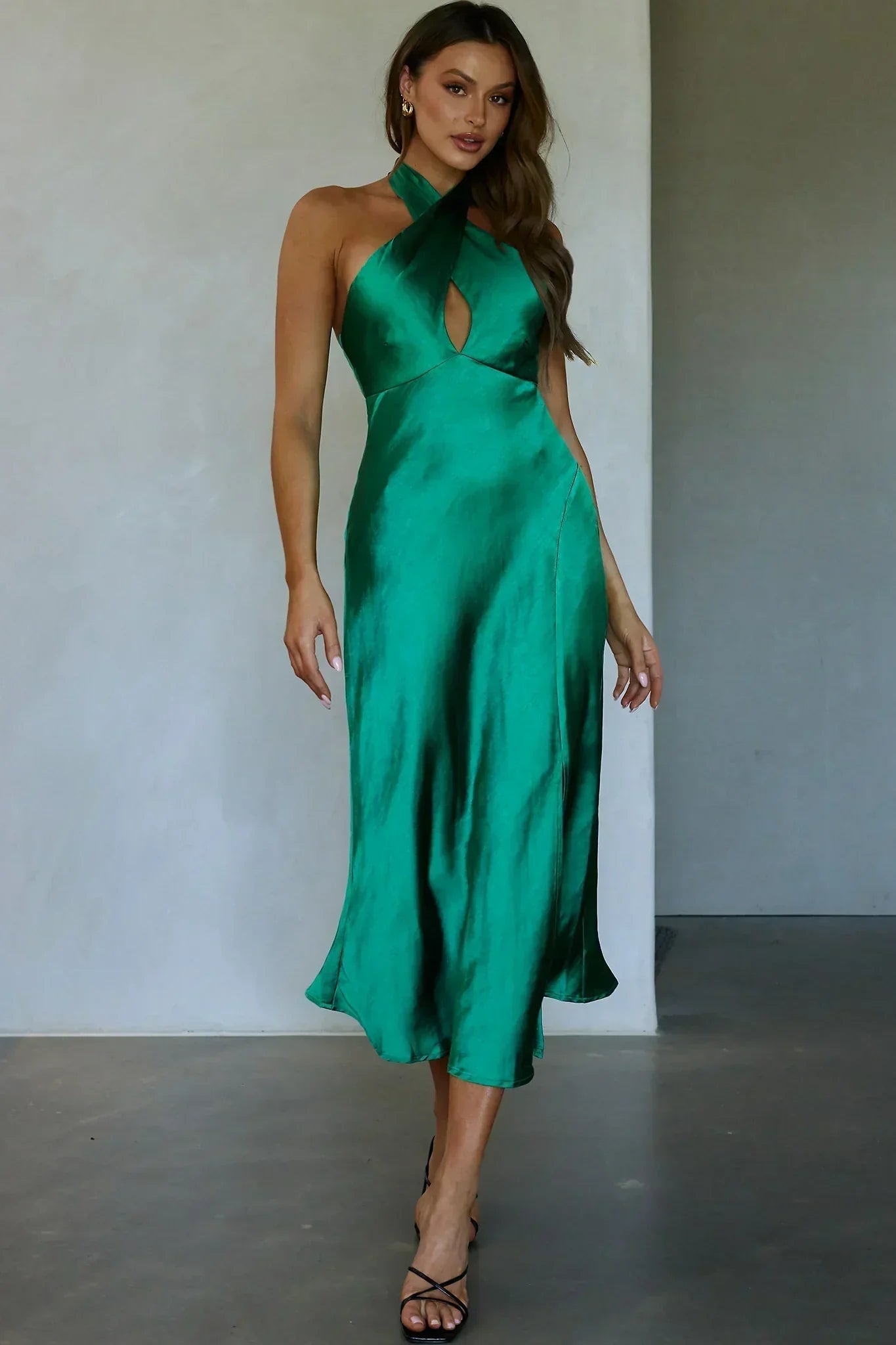 Je Reve Twist Halterneck Midi Dress Green