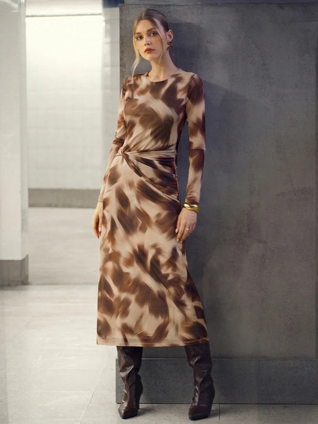 Abstract Print Twisted Mesh Midi Dress