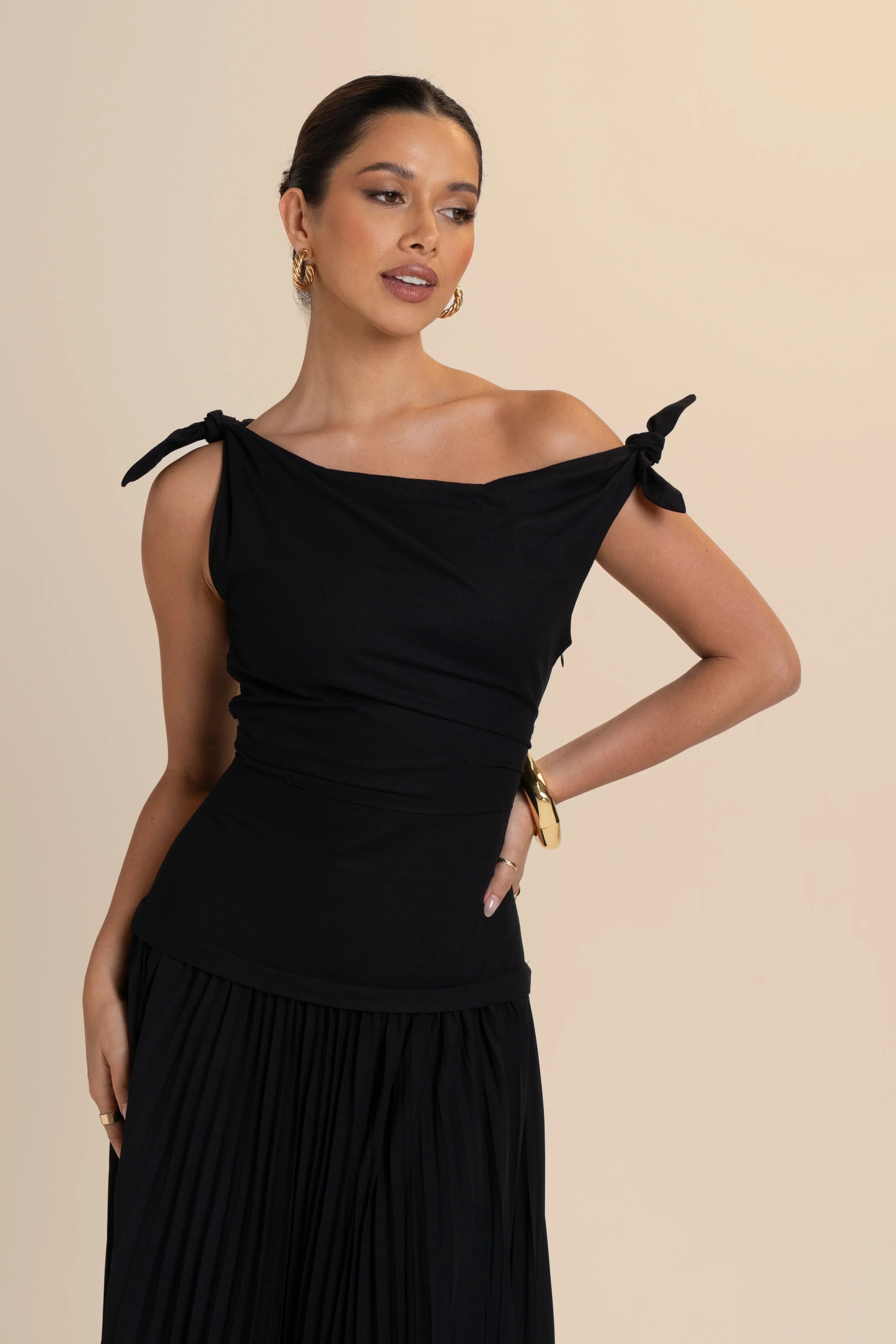 Ophelia Drop Shoulder Pleated Maxi Dress