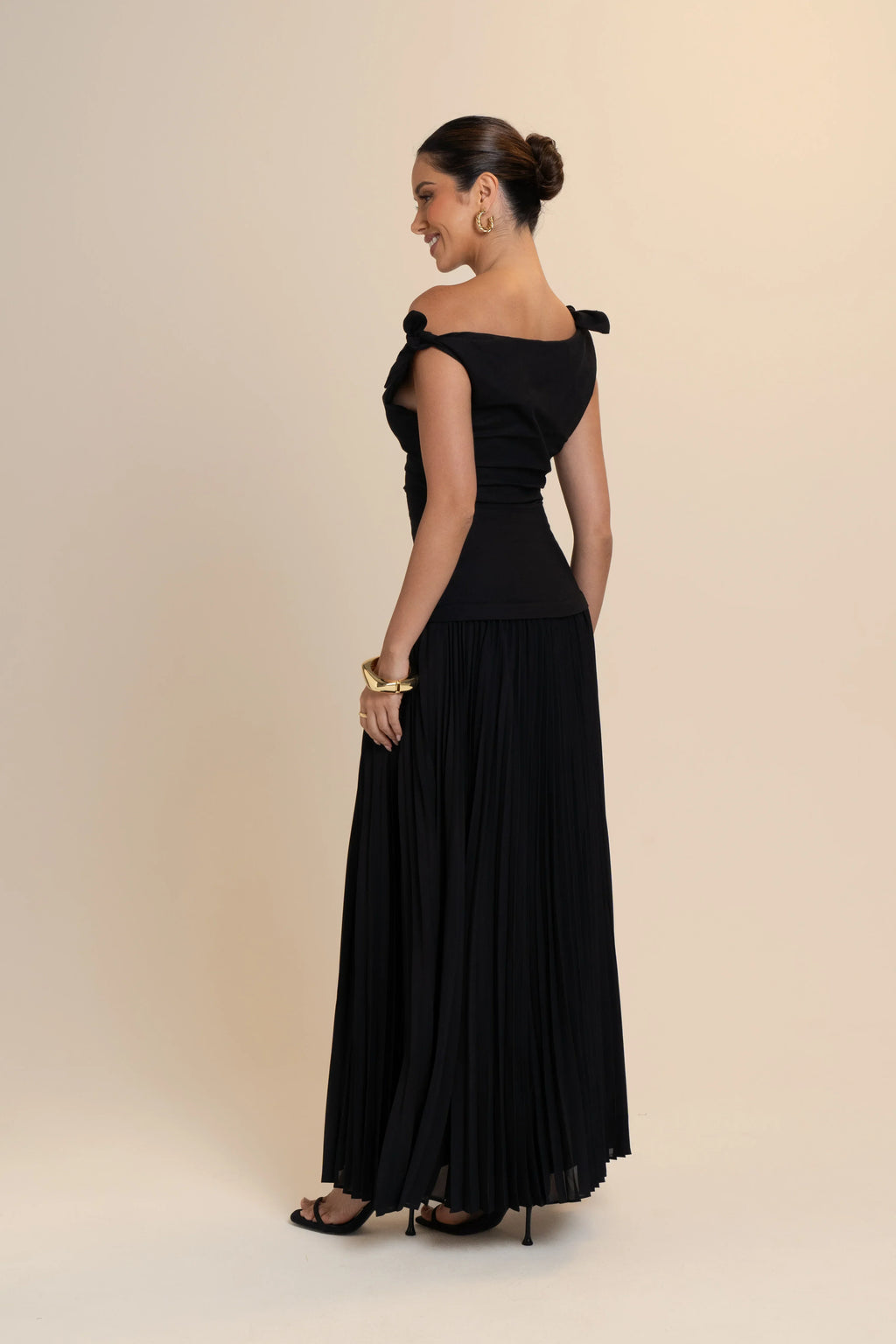 Ophelia Drop Shoulder Pleated Maxi Dress