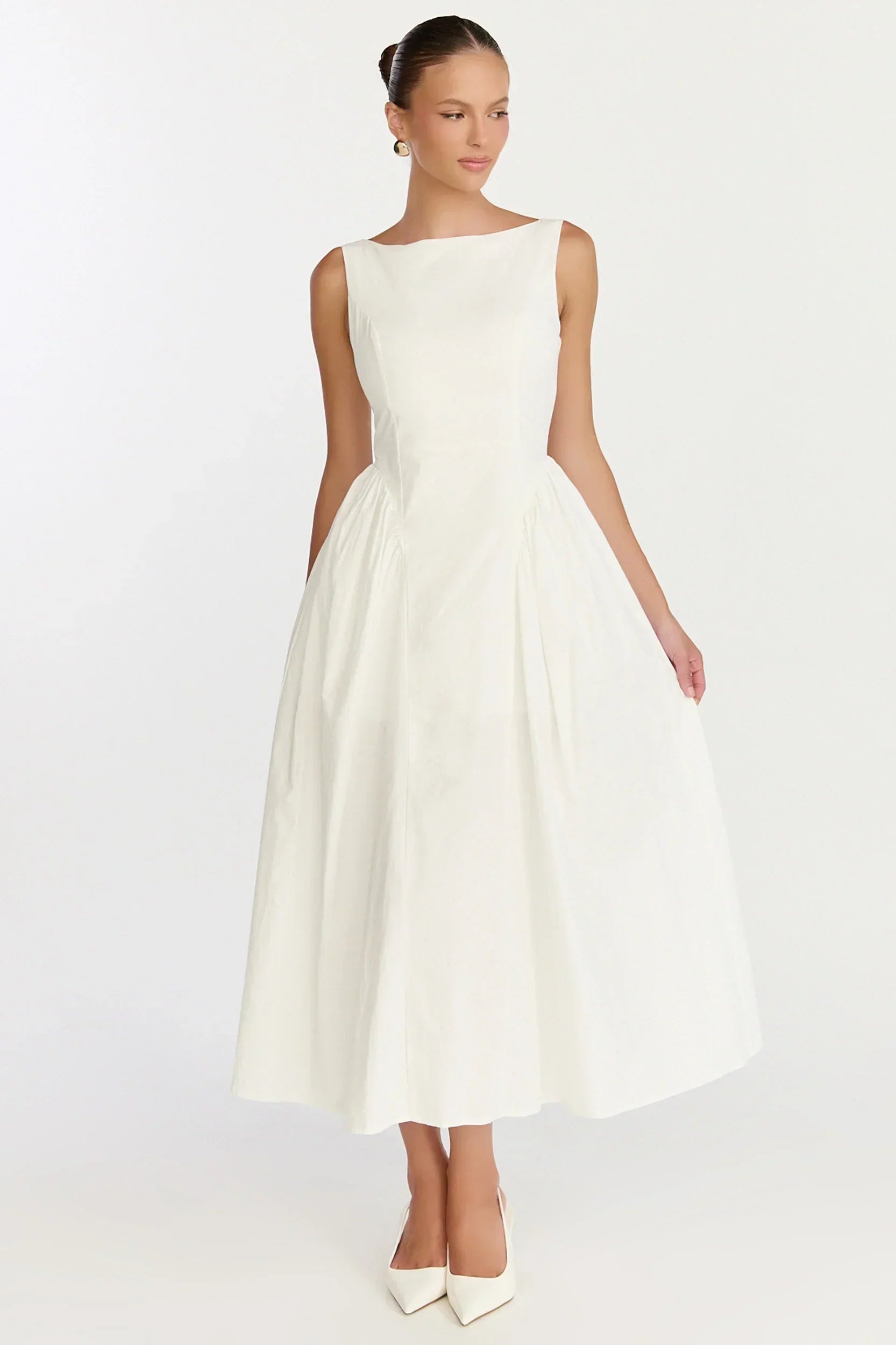 Casina Midi Dress - Boat Neck Tie Back Fit And Flare Dress In Off White